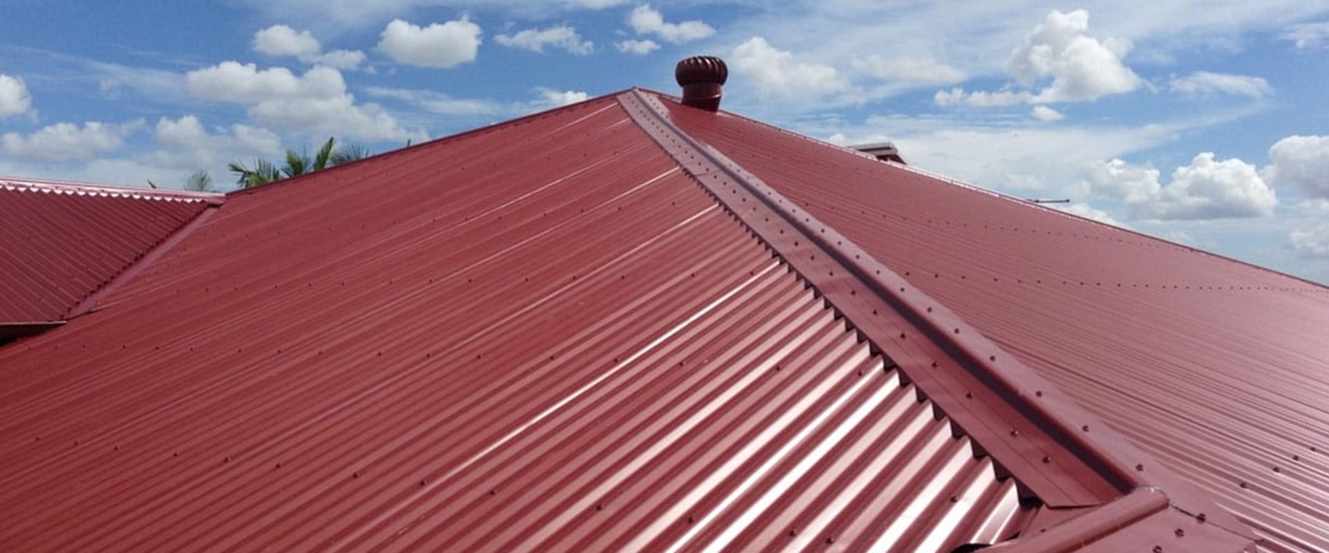 Why Colorbond Is The Most Popular Roofing Material